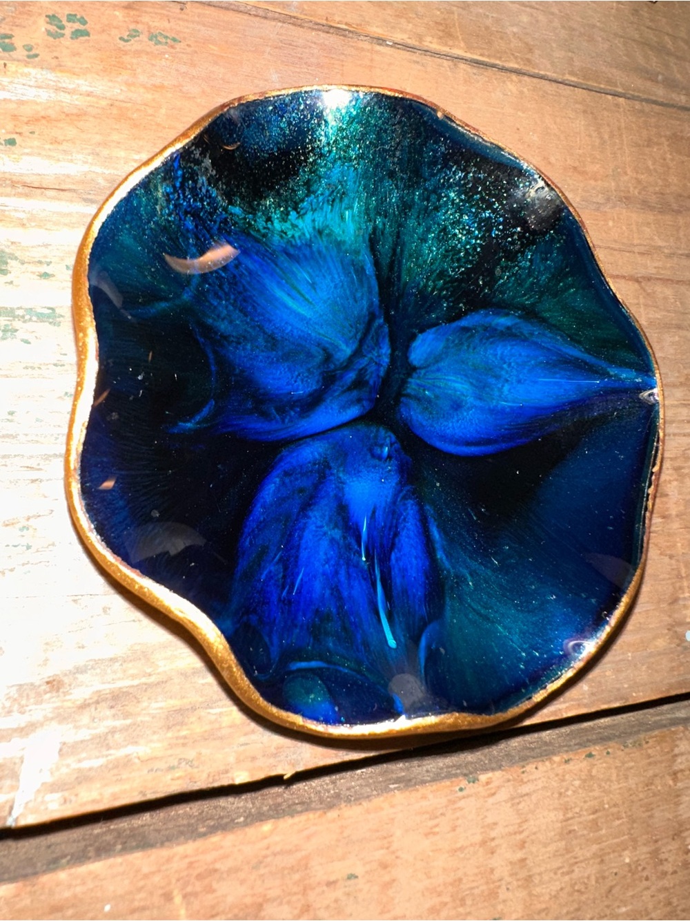 ⭐️ Vintage Trinket Dish Metallic Blues and Gold with Ruffle Edge 4”